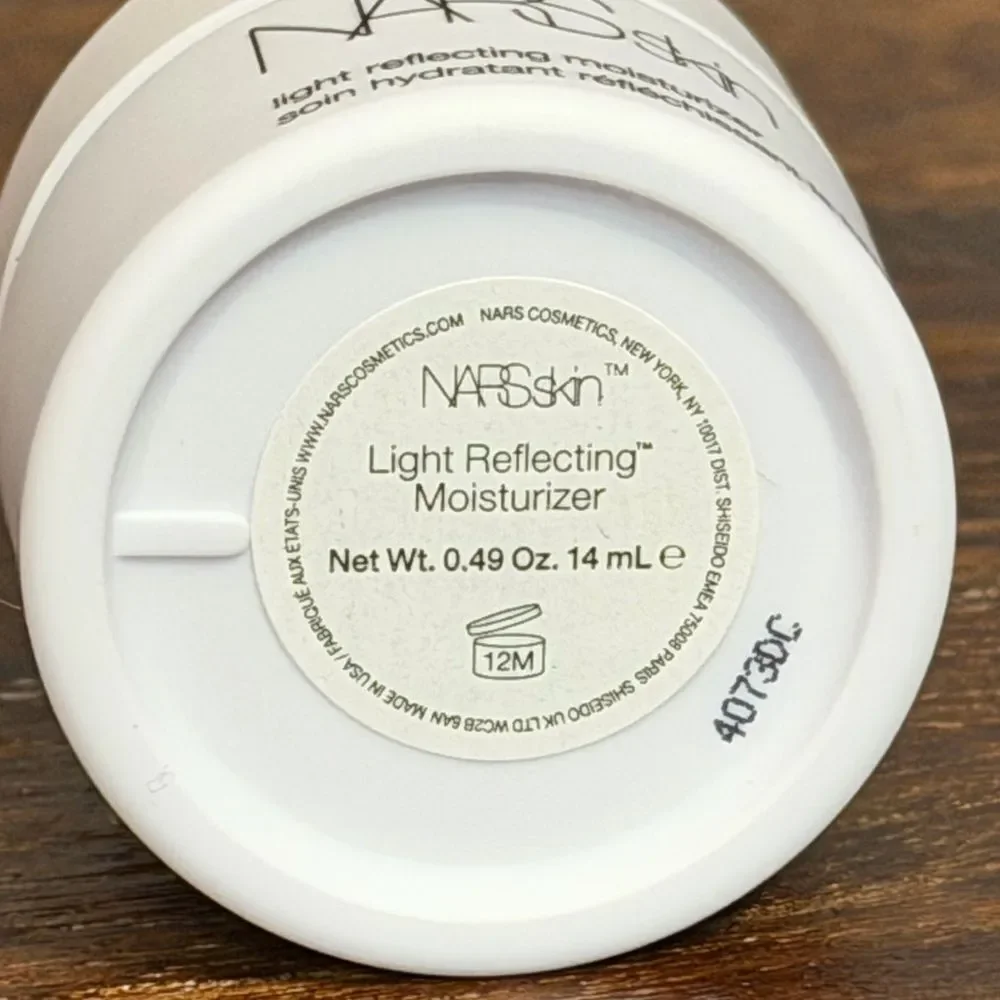 ✨ NARS Light Reflecting Moisturizer 0.49 oz / 14 mL (Travel Size). New!